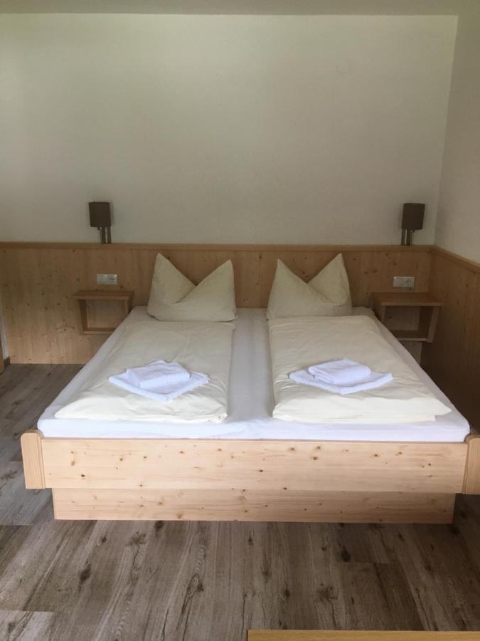 Appartement Landhaus Theresia à Fügen Extérieur photo